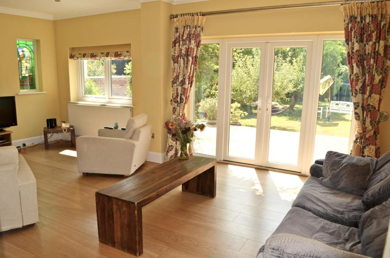 A Cozy House To Stay In Sunny Bournemouth Kültér fotó