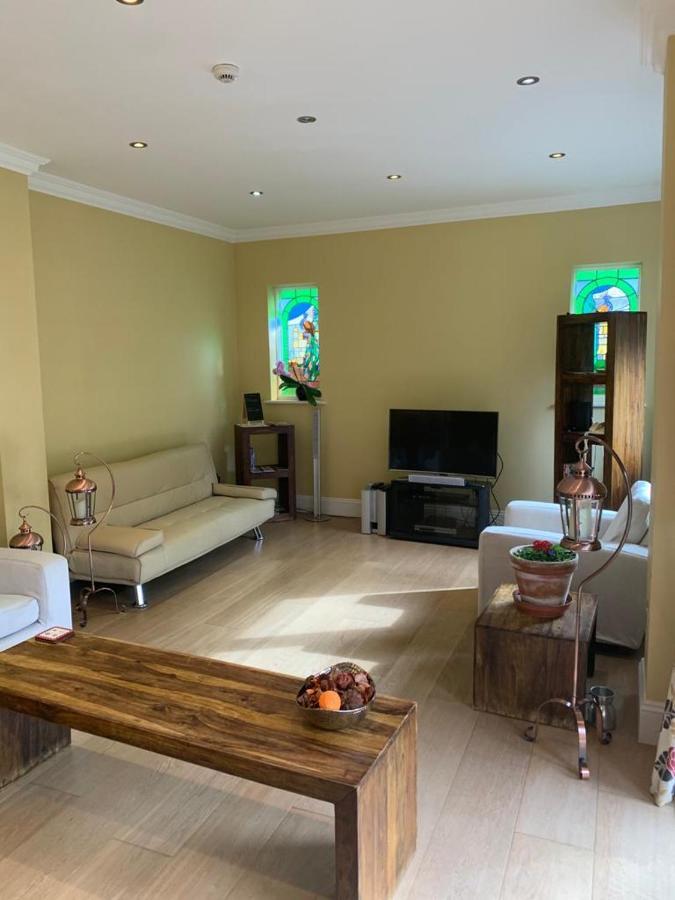 A Cozy House To Stay In Sunny Bournemouth Kültér fotó